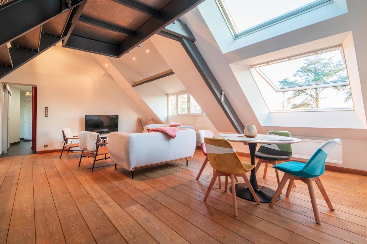 Appartement Loft Les Deux Cedres Avec Vue Panoramique à Charleville-Mézières Extérieur photo